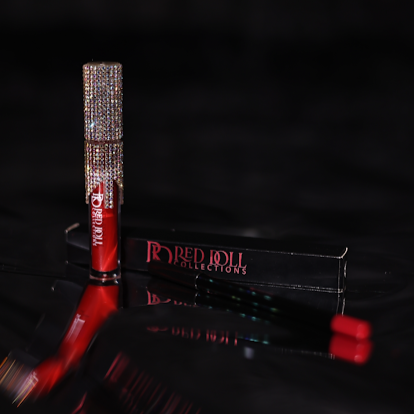 "RED DOLL" Lip Liner